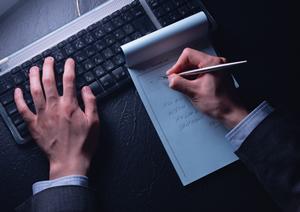 価格の手頃な人事管理ソフトとは