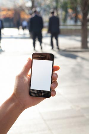 入室・退室メールを自動で送信できる