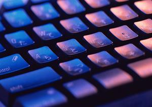 2025年最新!契約書のデータ化で押さえるべきポイントと効率化の最適戦略